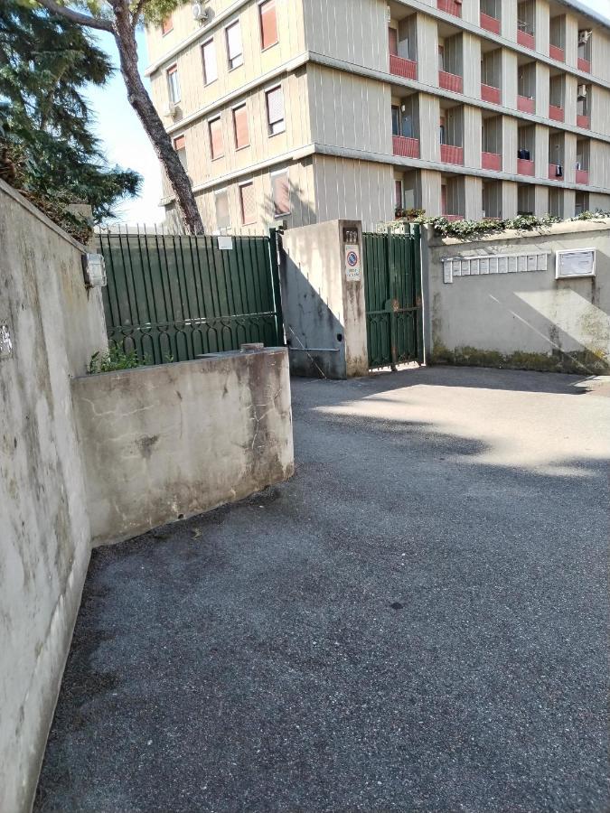 Accogliente Appartamento A Firenze Con Parcheggio Extérieur photo